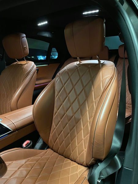 Mercedes Benz S-Class angle 15